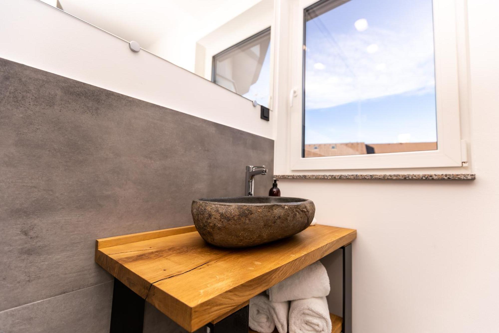 Kavenija Apartmaji - Free Parking Maribor Quarto foto